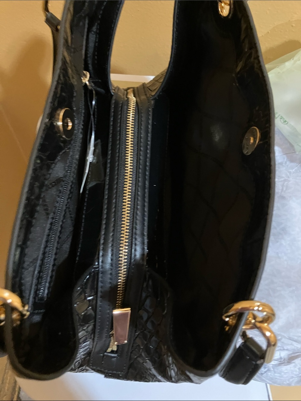 Michael Kors Kensington Lg Shldr Tote Black Croc-Embossed Leather - Picture 14 of 14